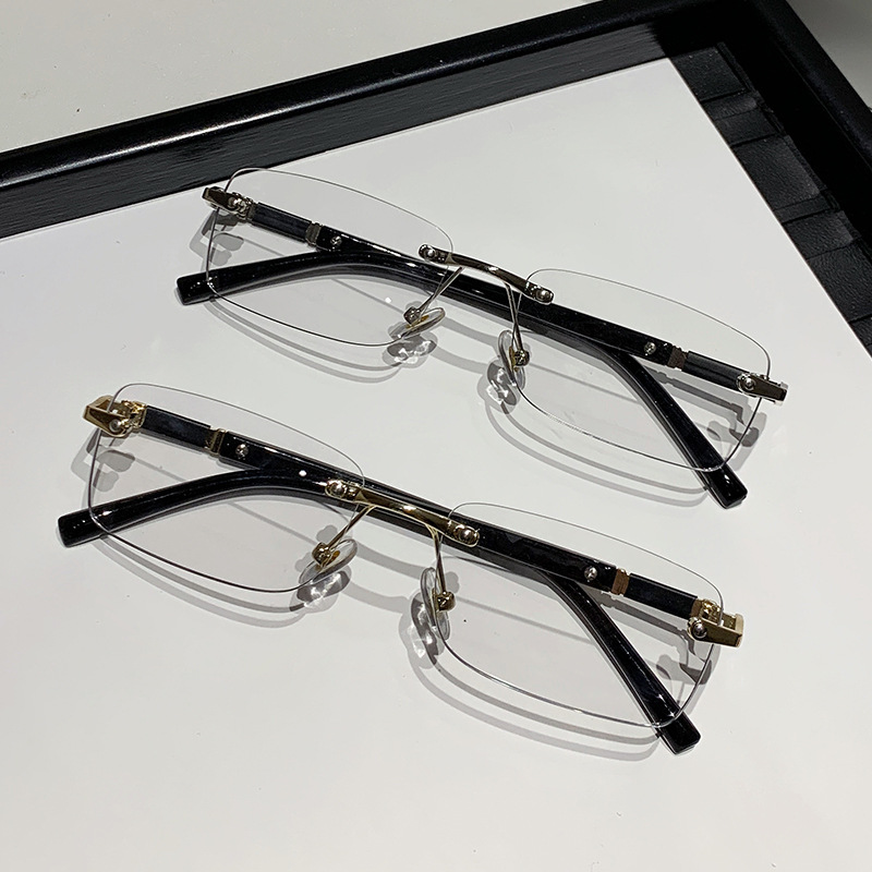 Comercio de cambio de color sin marco anti-luz azul gafas de miopía de alto nivel para hombres cortar el borde con grado sin marco gafas de miopía de mujer