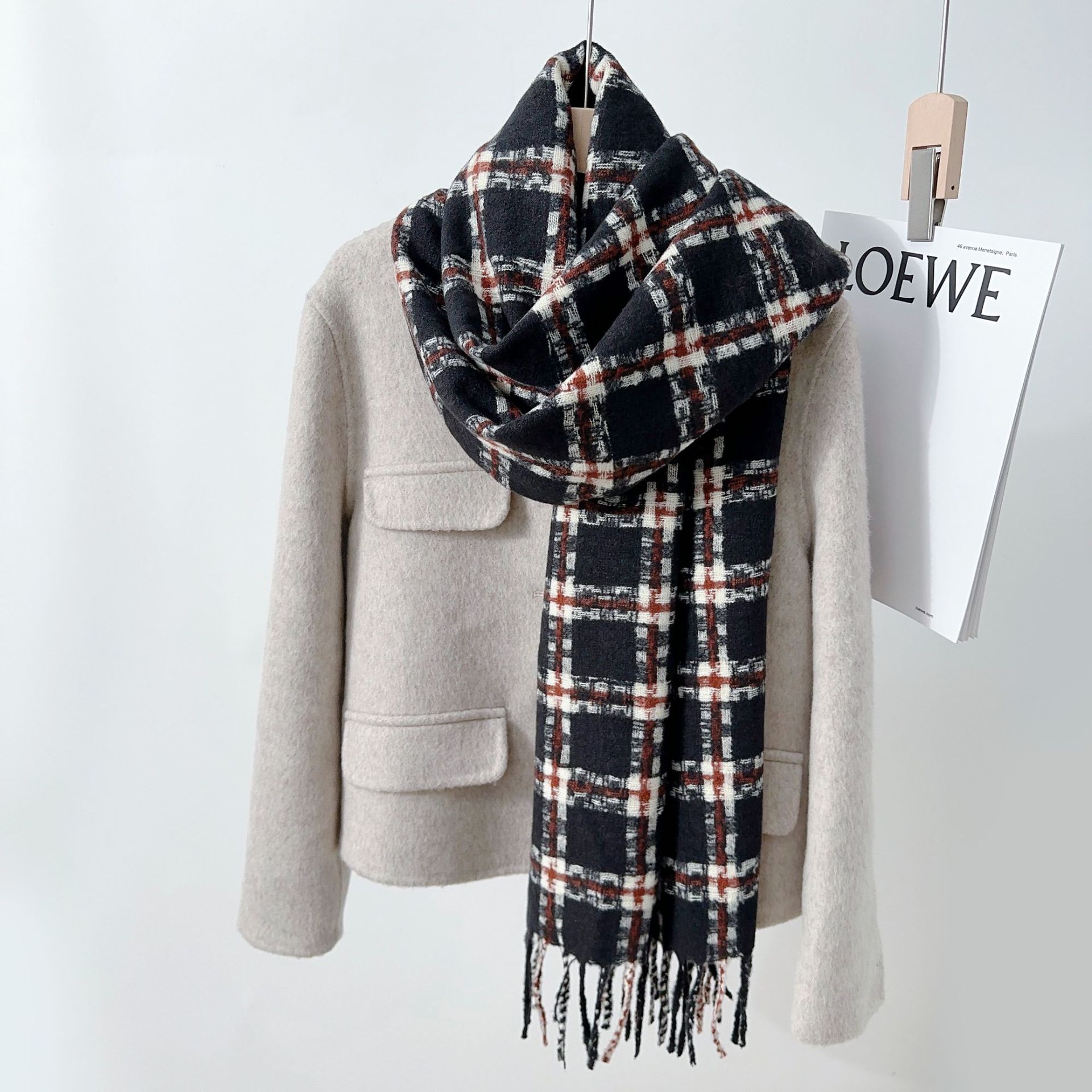 Nuevo estilo de cachemira cuadrado bufandas de bordas estilo universitario estilo coreano retro estudiantes fríos y cálidos collar doble uso chal image 12
