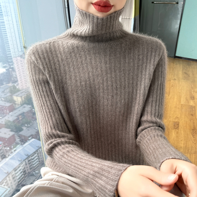 Women's 100% pure wool sweater with ribbed detailing, high neck, long sleeves, pullover style, suitable for autumn, casual, versatile, and can be worn as a base layer