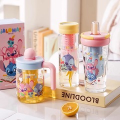 女の子用ステッチガラスカップ、大容量冷たいドリンクフルーツティーカップ、ステッチティーカップ、ストロー付き独立したティーワゴン