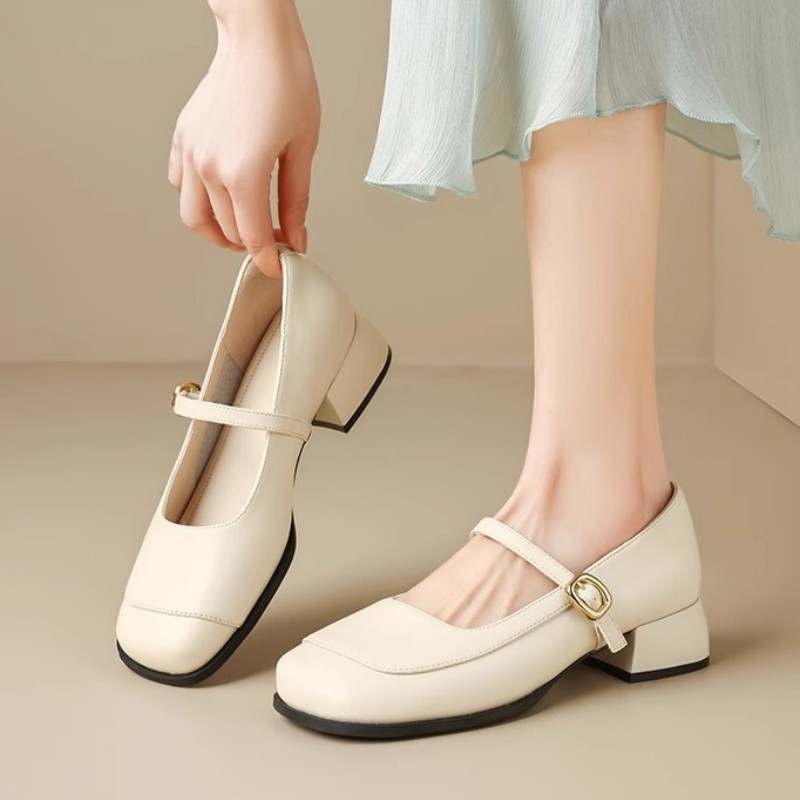 2025 primavera nuevos zapatos de cuero de temperamento francés de una palabra retro Mary Jane zapatos mujer falda de boca baja zapatos de punta cuadrada