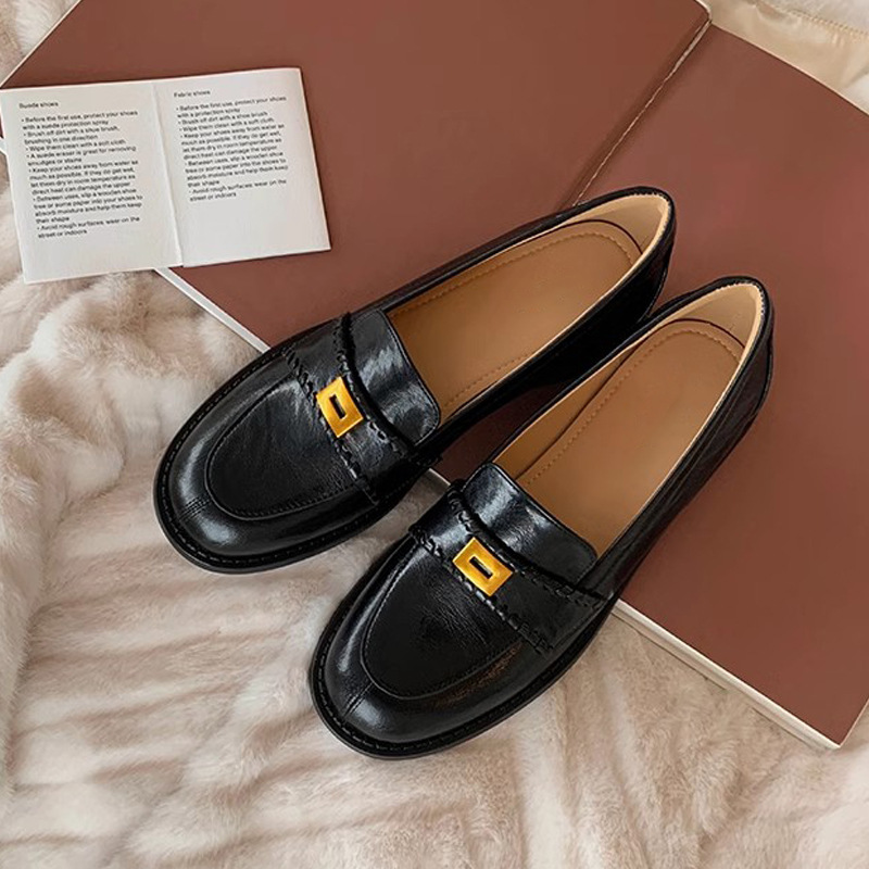 Grape Mom primavera nuevo estilo británico retro pequeña hebilla dorada cabeza redonda perezosa tacón grueso zapatos de cuero Love mujer