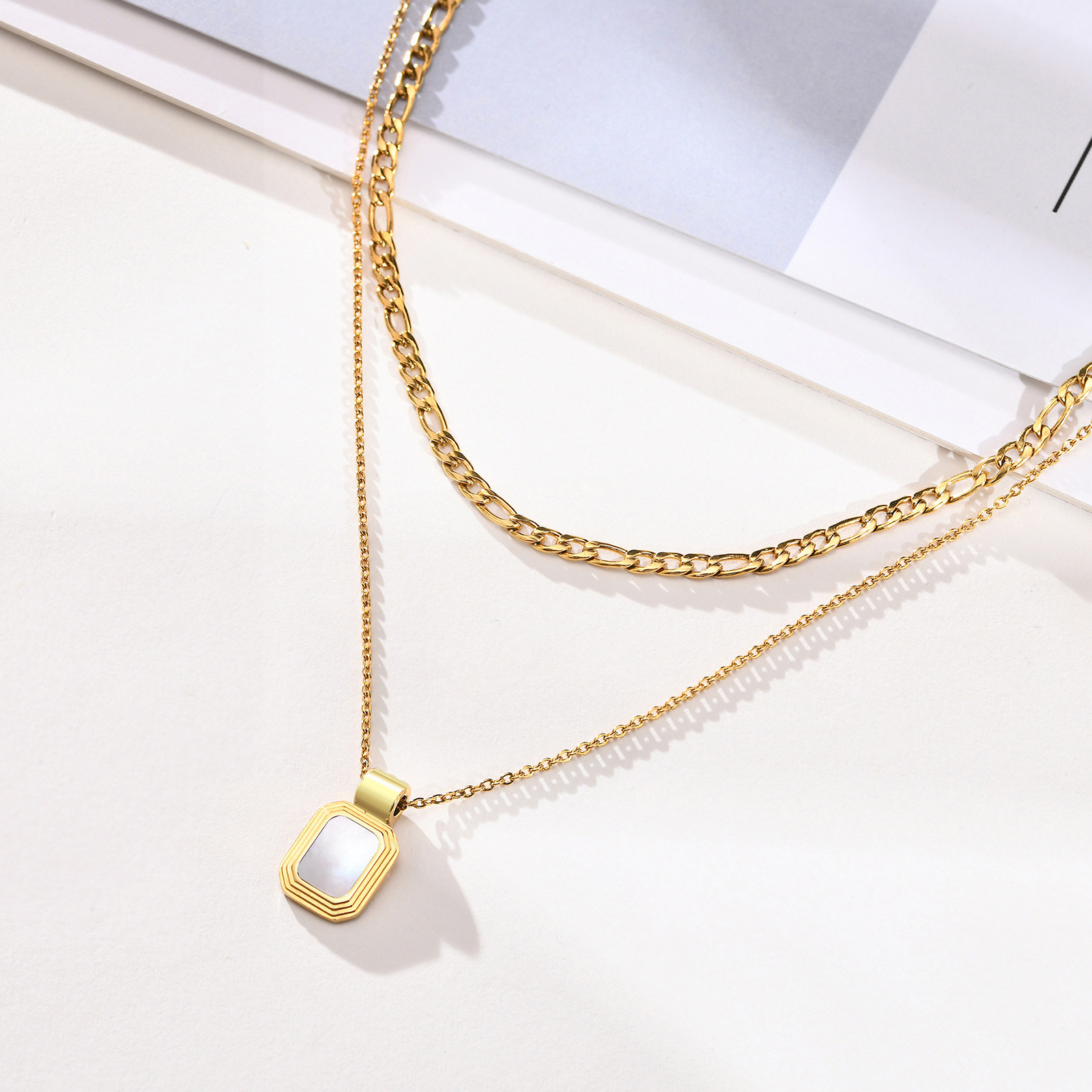 Lady Stripe Stainless Steel Titanium Steel Plating Inlay Shell Layered Necklaces_colorza_5