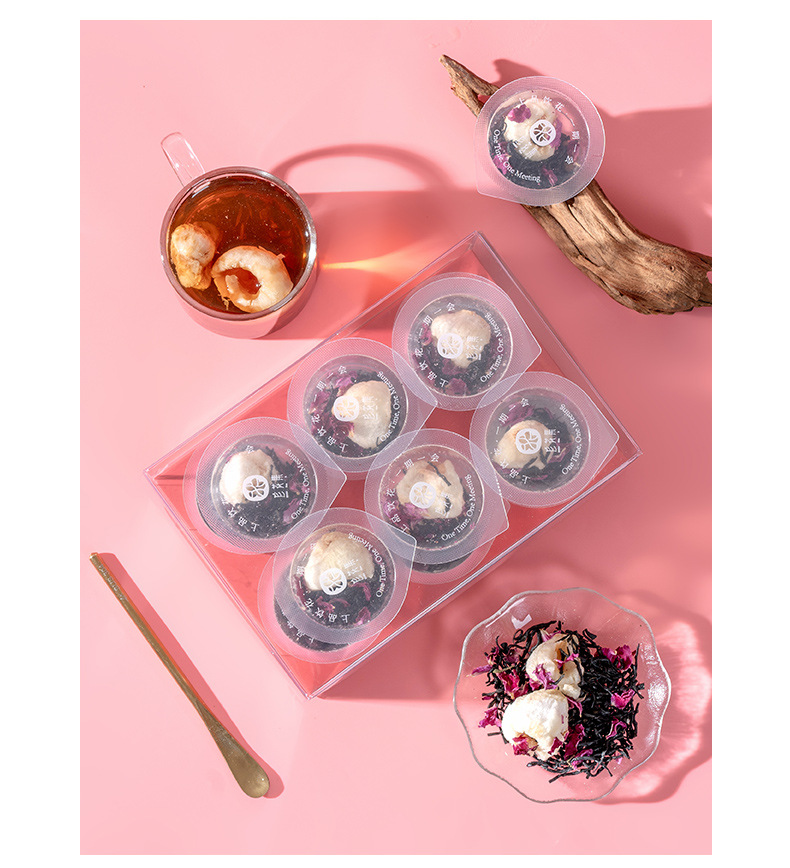 Rose Lychee Black Tea Mini Jar Floral Tea Blend 48g Sweet Aromatic Brew for Home Enjoyment in use