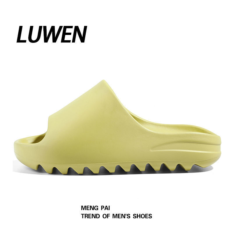 Zapatillas de moda de alta gama con sensación de pisar mierda Nueva pareja Chanclas del mismo estilo para hombres y mujeres Sandalias de playa de suela gruesa_voghion.com