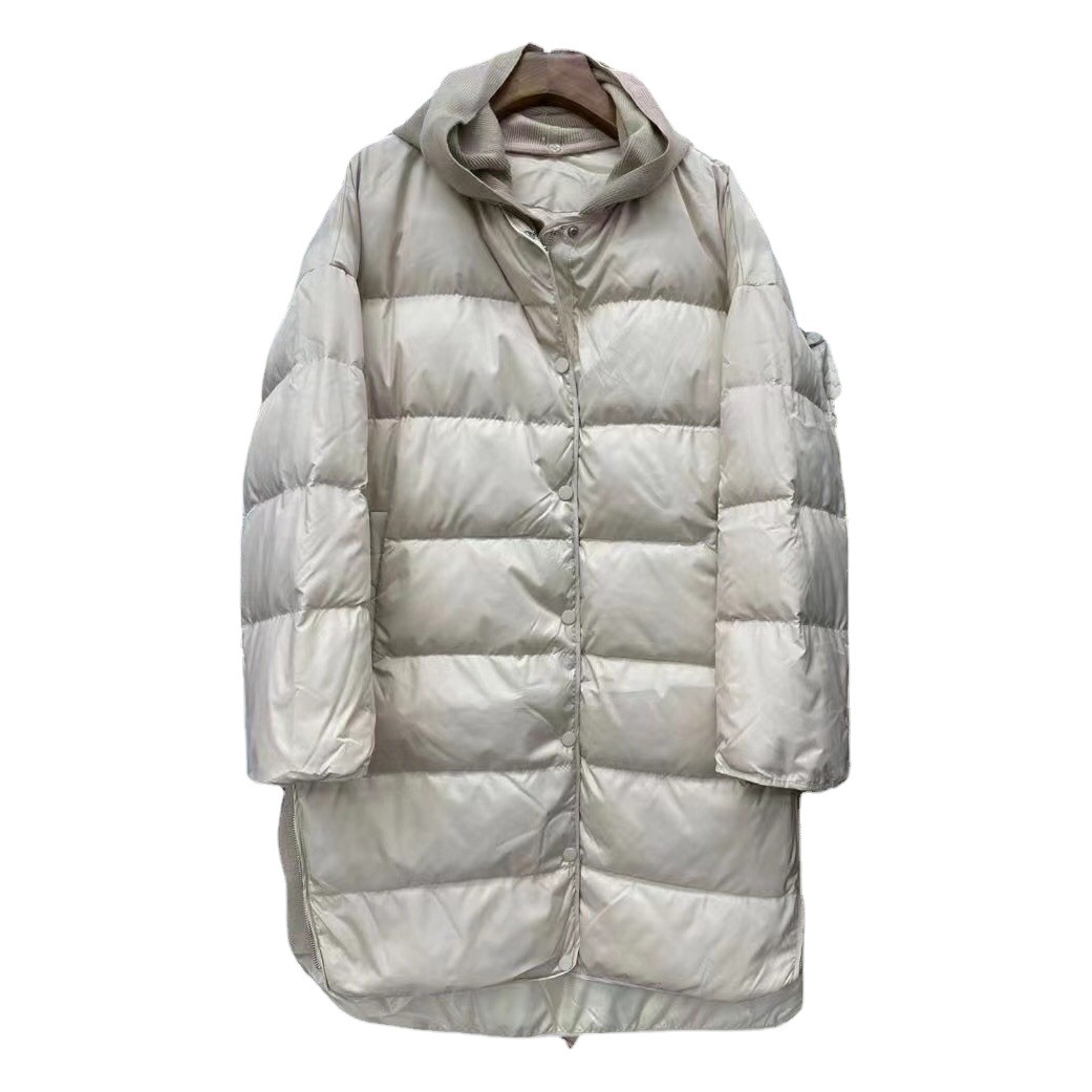 Chaqueta de plumón ligera y larga para mujer, nuevo estilo invierno 2026, capucha desmontable de punto, plumón de pato blanco, estilo coreano, a la moda para tallas pequeñas.
