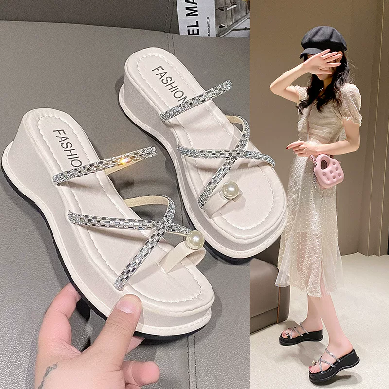 Тапочки, универсальные сланцы, интернет-известность, стиль Chanel, мягкая подошва