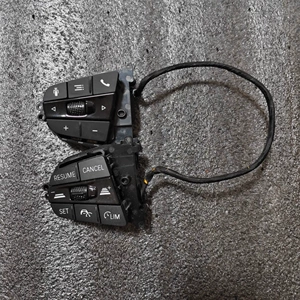 Suitable for BMW 1234567 series G30G38 multifunction steering wheel ACC button BDC2 BDC3 cruise control switch