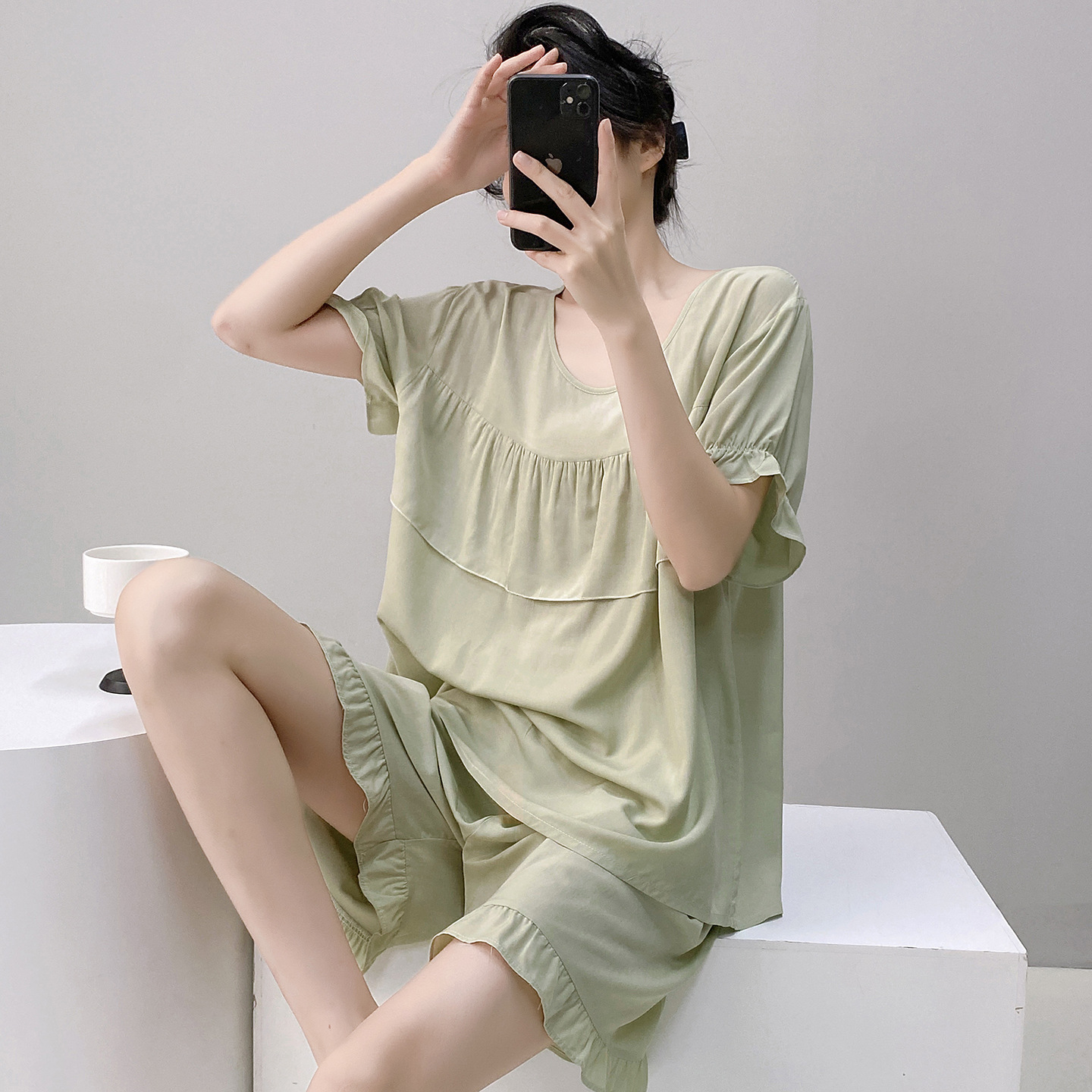 Avocado green