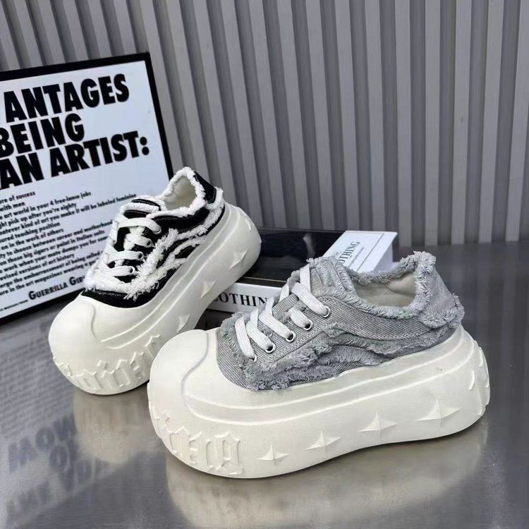 2026 verano nuevo muffin de estilo estilo estilo estilo de moda versátil zapatos de lona denim de cabeza grande zapatos de pan chic