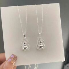 女性向けの新しいひょうたんネックレス、多用途な象嵌気質、ファッショナブルな鎖骨チェーン、ガールフレンドへのホリデーギフト