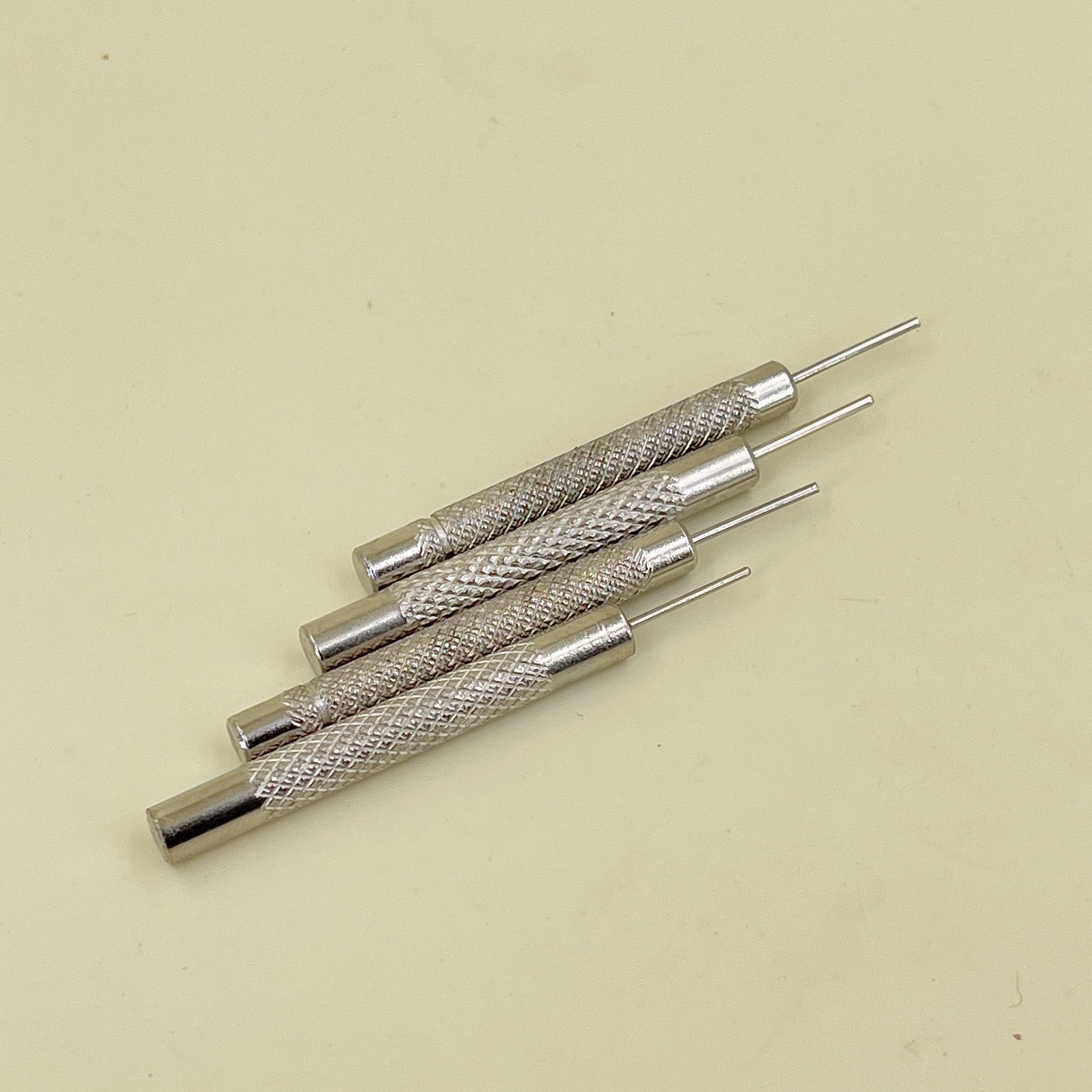 修表工具配件 钢带调表针 表带调节 调表器顶针 冲针 拆表链 小冲