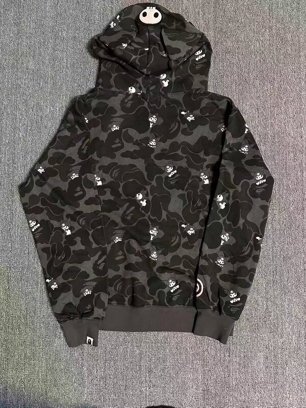 s26BAPE x Hello Kitty x Kuromi women's hooded sweatshirt, trendy loose-fitting jacket for autumn s26BAPE x Hello Kitty x Kuromi women's hooded sweatshirt, trendy loose-fitting jacket for autumn