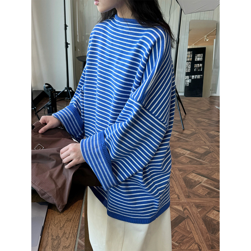 Lou Fu Early Spring New Japanese Style Fashionable INS Relaxation Striped Knitted Sweater Comfortable Three-dimensional Profile Top for Women
