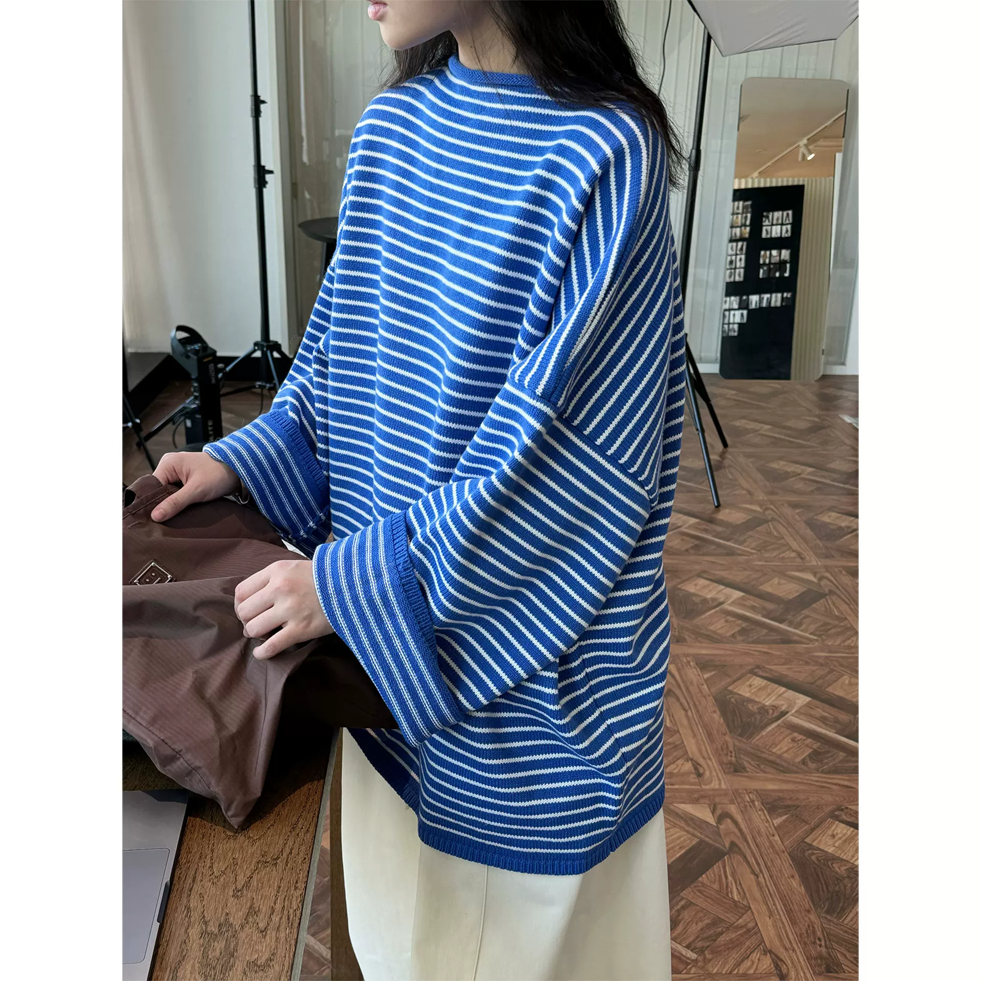 卢浮早春新款日系时髦INS松弛感条纹针织衫舒适立体廓形上衣女