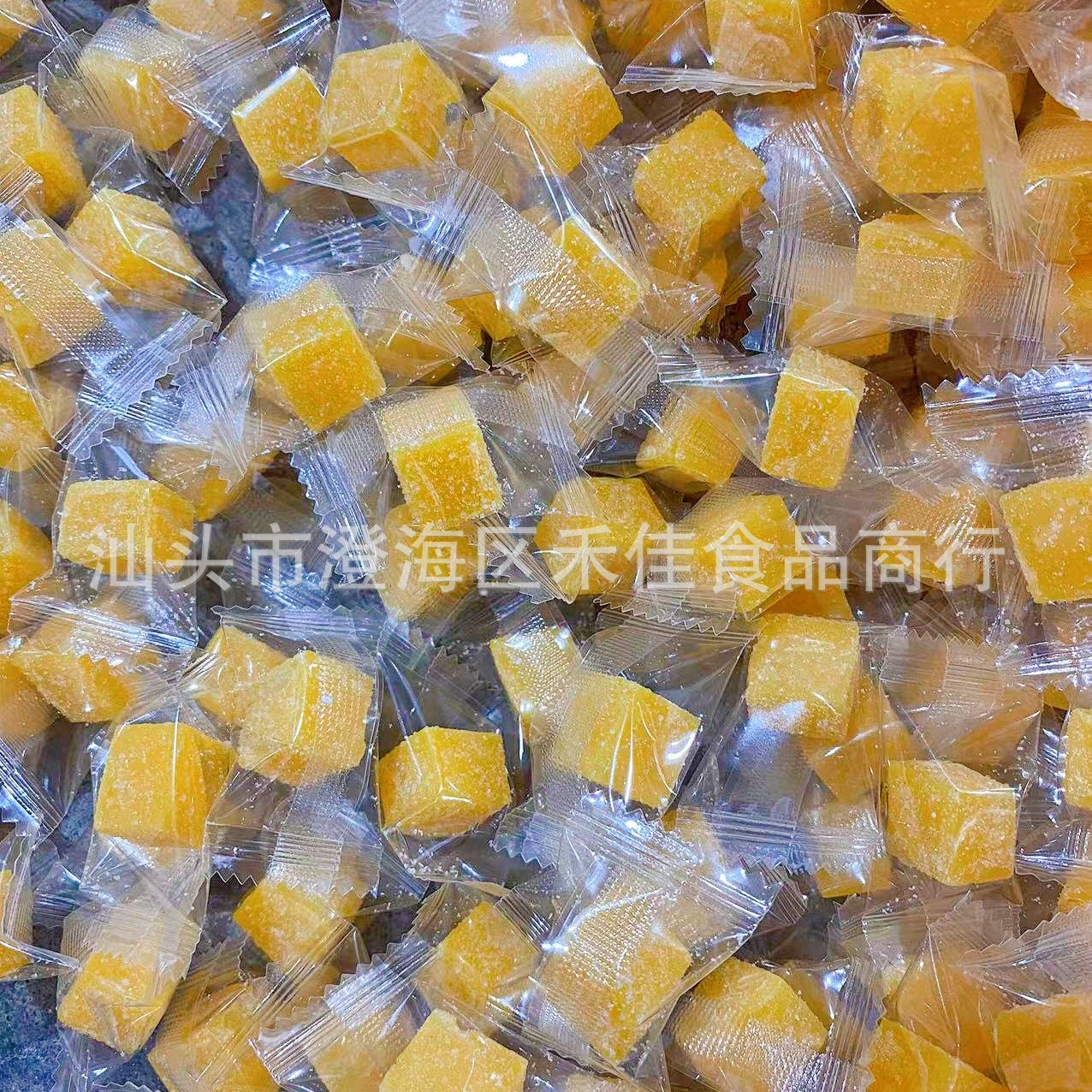 芒果软糖方块小颗粒软糖糕零食网红小吃装椰子味软糖食品源头工厂