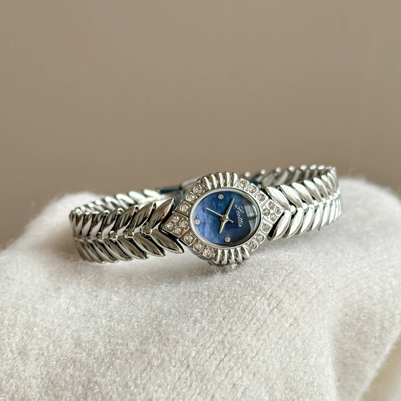 Scottie9773 Shi Gaodi Nuovo orologio da donna ovale in oro con cinturino a coda di pesce_voghion.com