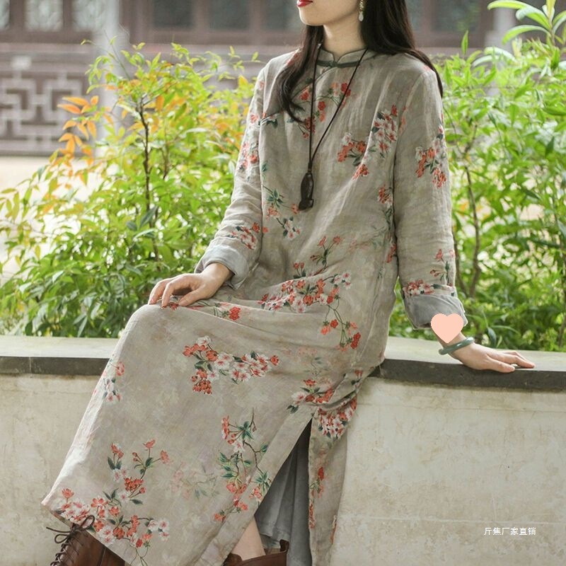 Autumn and Winter New Chinese Style Original Velvet Cheongsam Loose Buckle Retro Women's Thickened Robe Socks Pair