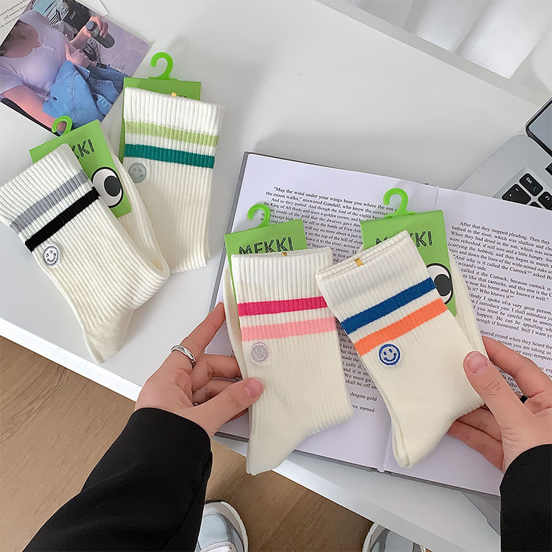35g Weight Socks Classification Socks Lingerie Type Cotton Fabric Type A Pair Quantity Casual, Outdoor Occasion Contrast Collar Pattern All Seasons Season Women's Gender Sports Style Women's Sports Contrast Collar Cotton Crew Socks A Pair 17