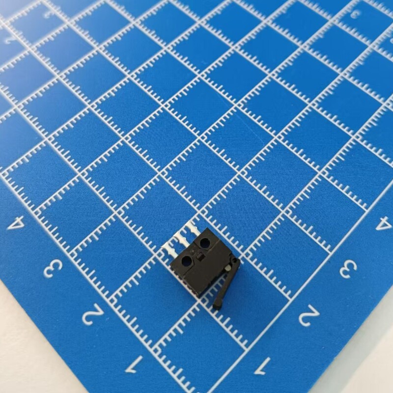 Limit Switch Kfc-W3-13 Three-Pin Game Connector Reset Detection Switch Camera Direct Plug with Handle Micro Switch