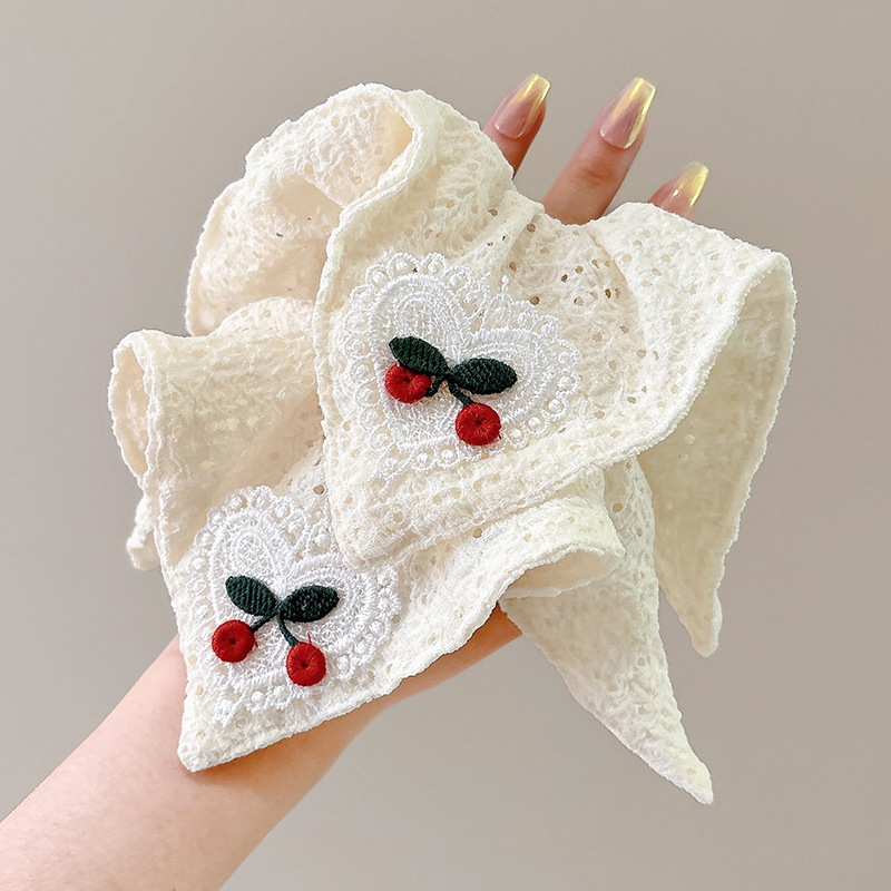 Toallas beige cuadradas francesas anillo de cabello cereza hueco anillo de cabello simple cola de caballo tierna cuerdas de cabello cereza amor