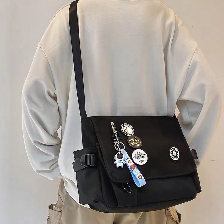 Japanese one-shoulder bag, capacious shoulder bag