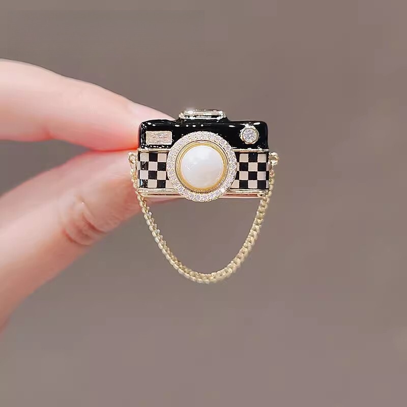 日本と韓国のかわいいカメラ小さなブローチスーツアクセサリー夏のシャツの襟ピン固定服小さなピン|undefined