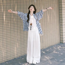 �ļ�����һ�����{ɫ��y�r����ɫ�ȴ����ѝ��������|�S��㼑��L