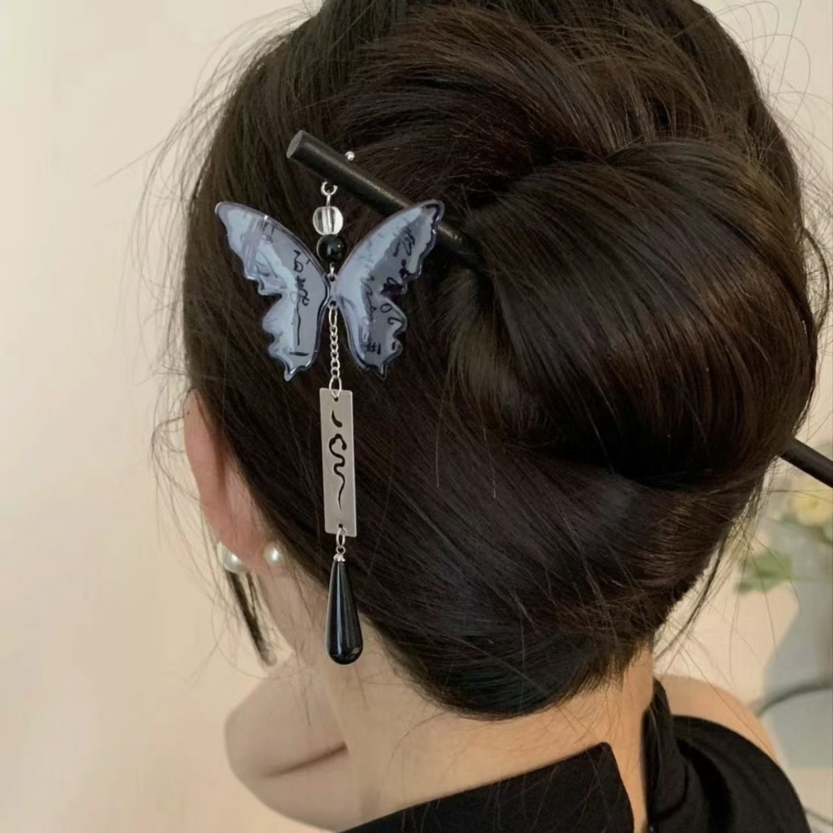 New Chinese-style Butterfly Tassel Wooden Hairpin Antique Cheongsam Hair Hairpin Headwear Temperament High-end Feeling Disc Hair Hanfu Hair Accessories