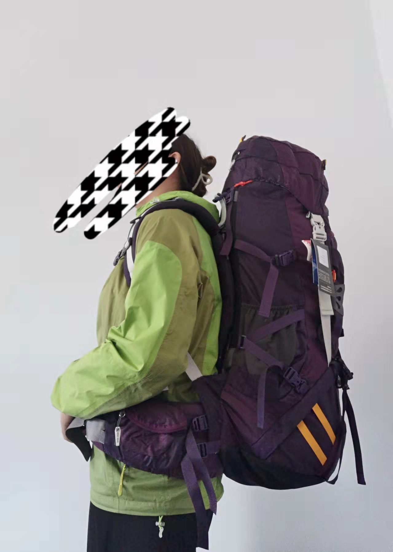 外贸尾货户外运动大容量登山背包男女通用轻便双肩背包一件代发