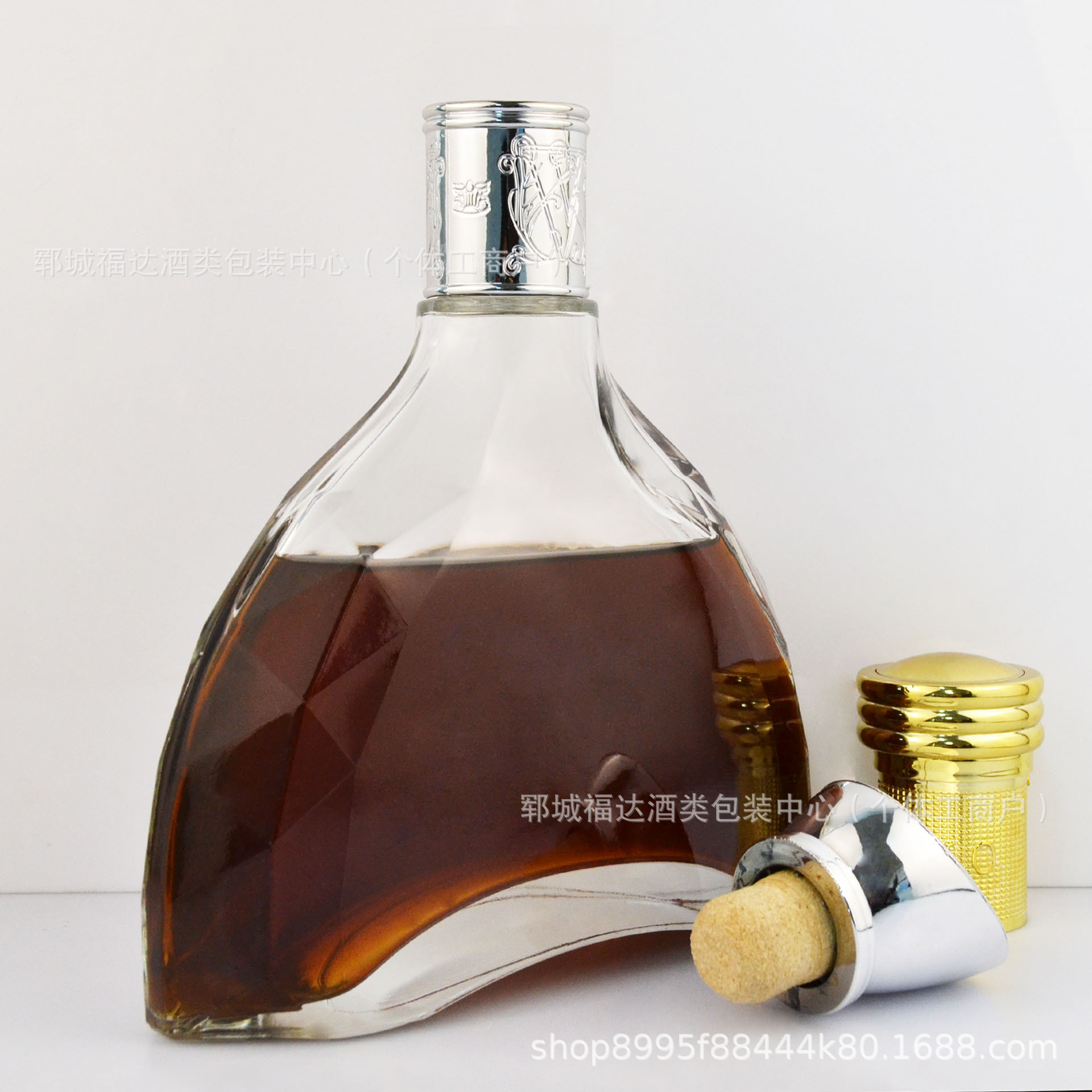 批发高白料700ml威士忌洋酒瓶酒吧KTV摆设白兰地龙舌兰酒瓶