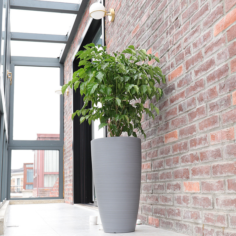 グローバル工場の直髪フロストの質感のデザインは、樹脂家庭用の大きな植木鉢の琴の葉の植木鉢を深めます。|undefined