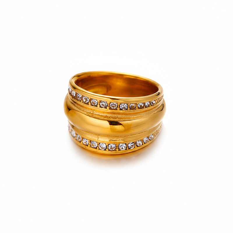 Anillo de diamantes de alta calidad de lujo ligero y nicho no se desvanece joyería de acero de titanio