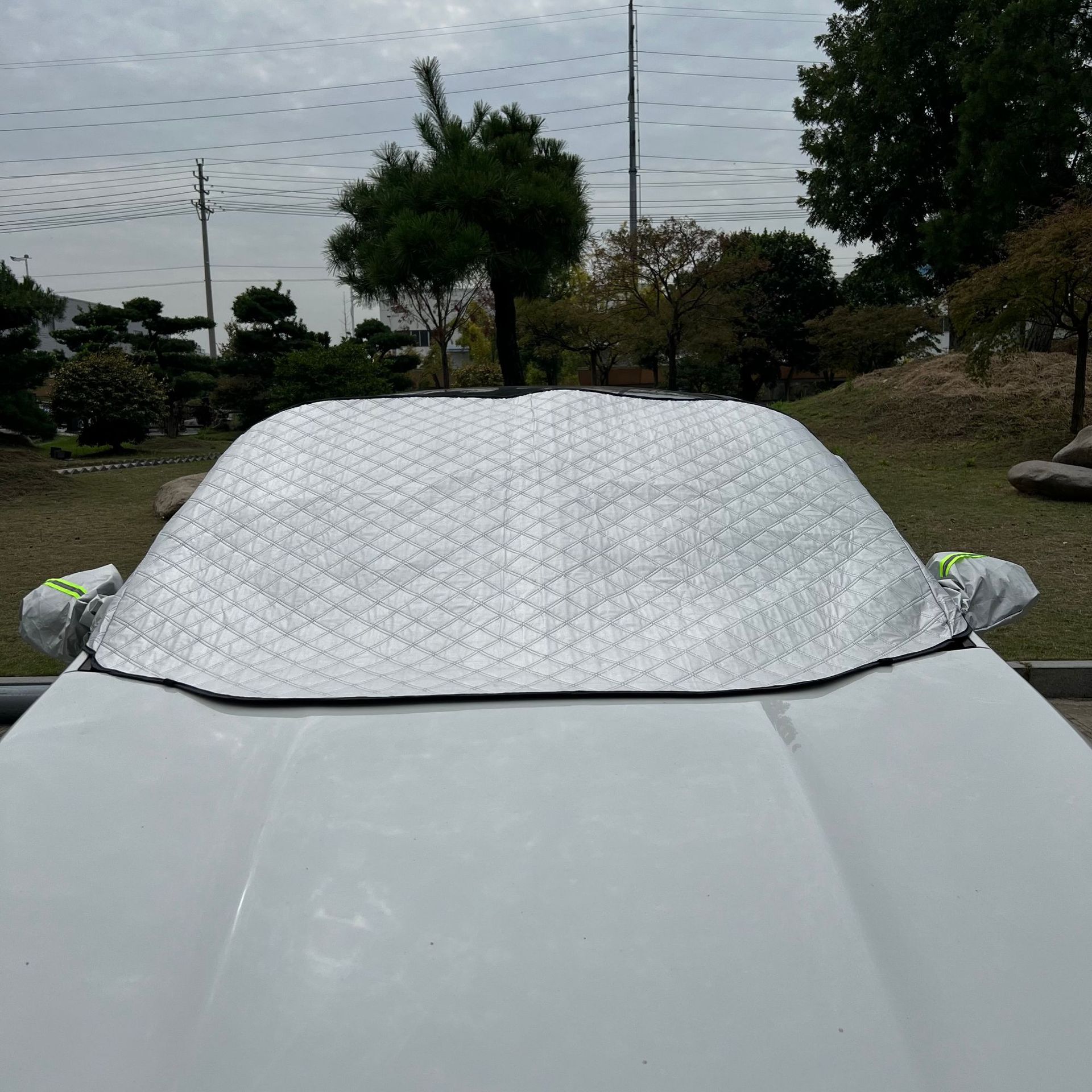 Qìchē – Car Windshield Car snow shield - large-mirror-cover-193x126cm