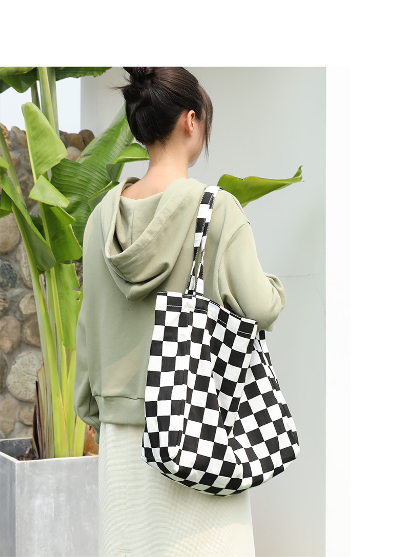 Women's Large Canvas Plaid Basic Classic Style Open Canvas Bag display picture 5