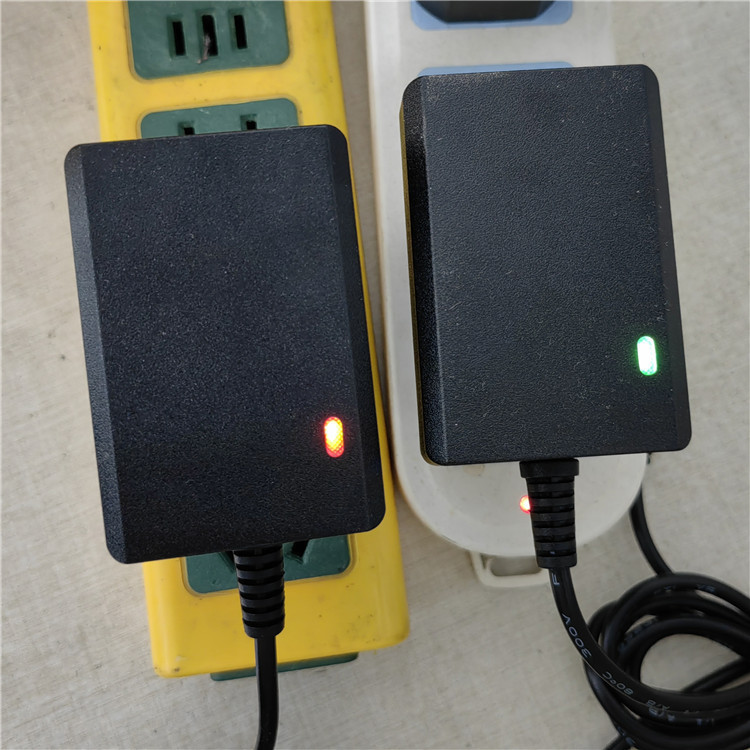 8.4v2.5a constant current constant voltage charger with turn lamp American Standard Ul fcc Daily Standard pse8.4v2500ma power supply 8.4v2.5a constant current constant voltage charger with turn lamp American Standard Ul fcc Daily Standard pse8.4v2500ma power supply
