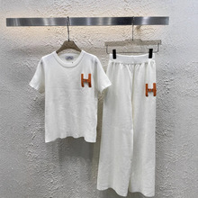 25 ɫĸƤۈAIᘿ?eLѝbŮ