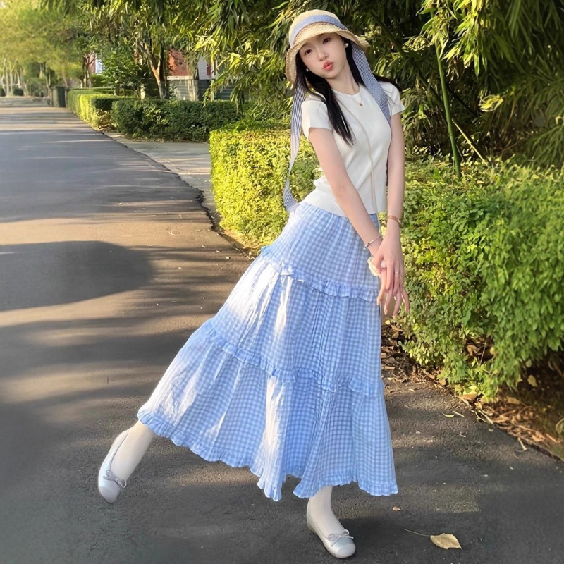 Blue Gentle and Fresh Plaid Skirt for Women, New High-Waisted Versatile A-Line Skirt, Mid-Length Tiered Skirt with Waves