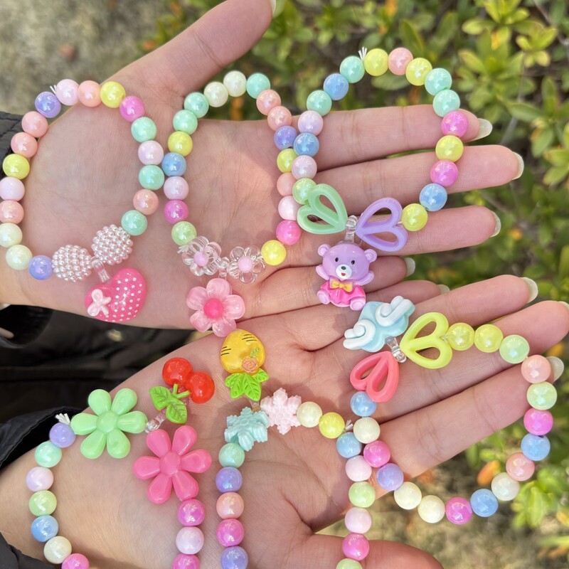 Children's Cute Bracelets with Colorful Acrylic Beads, Plastic Pearl Beads, Colorful Beads, Cartoon Pendant Bracelets for Girls