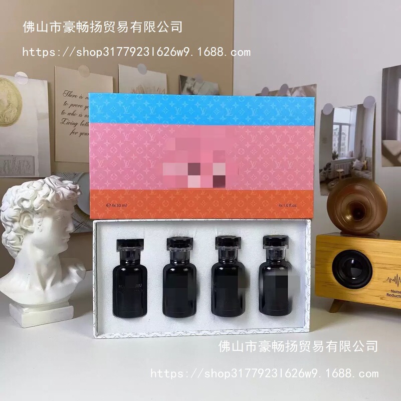 越南外贸爆款Q版香水套装30ml萨博火之夜风中玫瑰破晓黑鸦片四件|undefined