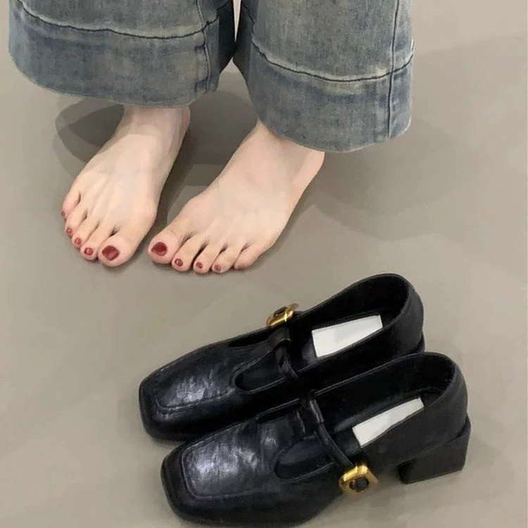 Женские туфли на плоской подошве с квадратным носком и толстым каблуком, черные маленькие кожаные туфли, популярные универсальные туфли на плоской подошве со средней пряжкой, лоферы в британском стиле