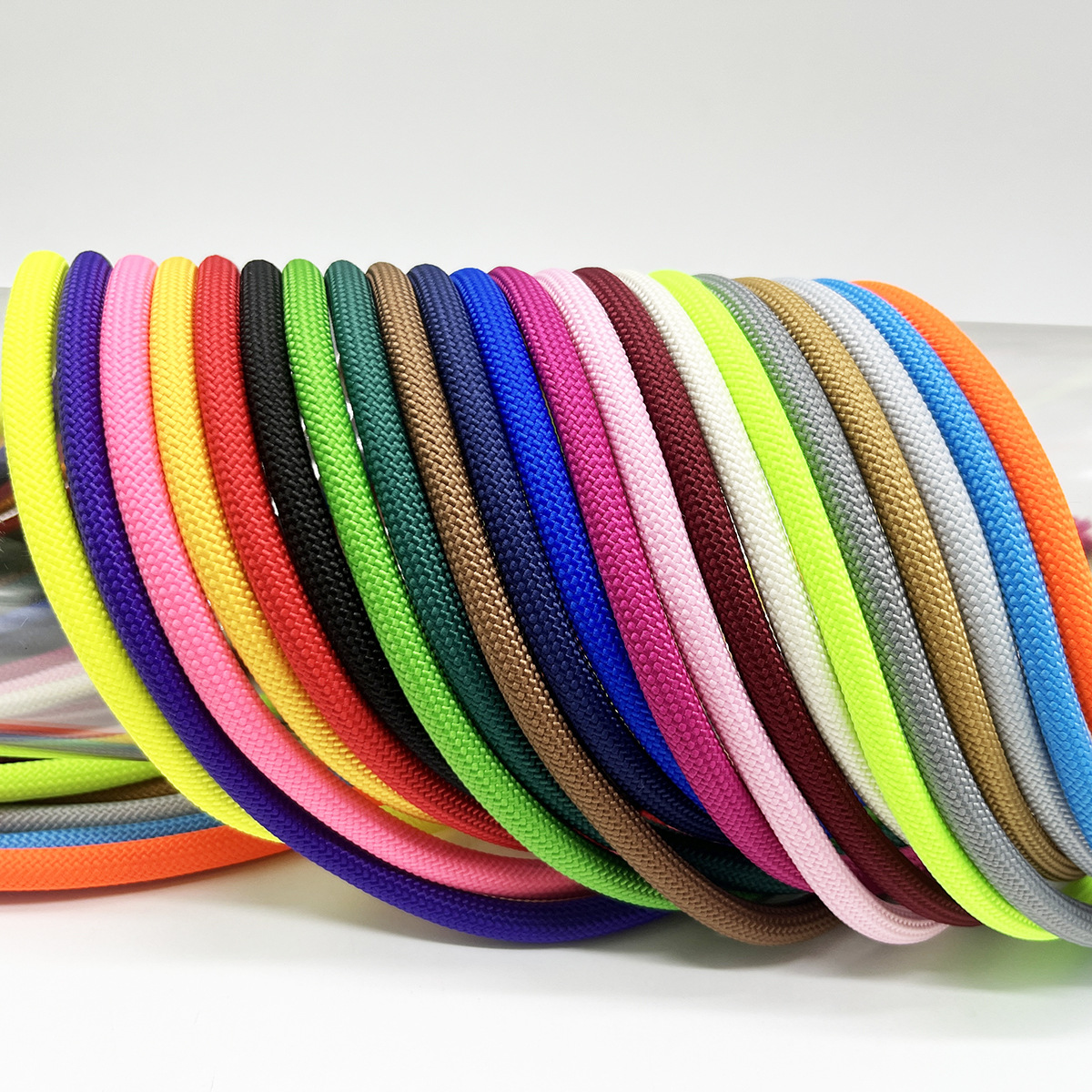 6 / 8 / 10mm poliéster grueso de color sólido grueso núcleo de cuerda de tracción de mascotas de color cámara de teléfono móvil de cinturón