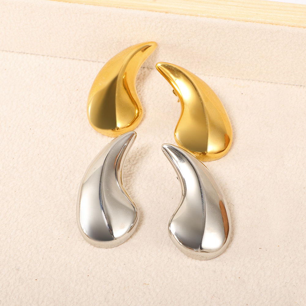 跨境热销ins水滴耳钉 欧美女式时尚百搭金属风光面流线型简约耳钉