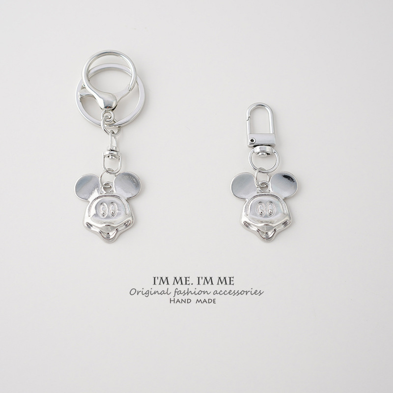 Original design cute cartoon animation protagonist mouse keychain bag pendant Mickey send girlfriends couple accessories