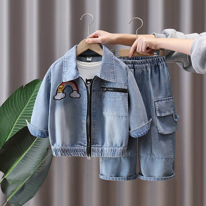 7788 ropa para niños traje de primavera para niños estilo coreano estilo occidental ropa de mezclilla para niños primavera y otoño moda de dos piezas de celebridades de Internet