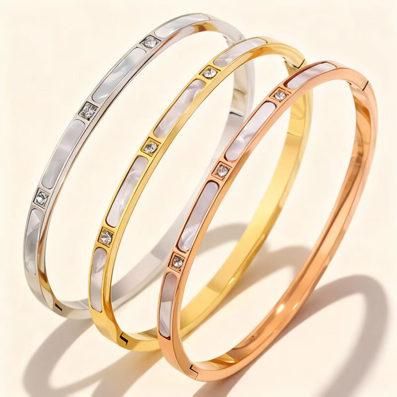 New Style Titanium Steel Bracelet That Does Not Fade, High-End Feel for Women, Gold-Plated in a Furnace, Exquisite European and American Stainless Steel Bracelet New Style Titanium Steel Bracelet That Does Not Fade, High-End Feel for Women, Gold-Plated in a Furnace, Exquisite European and American Stainless Steel Bracelet