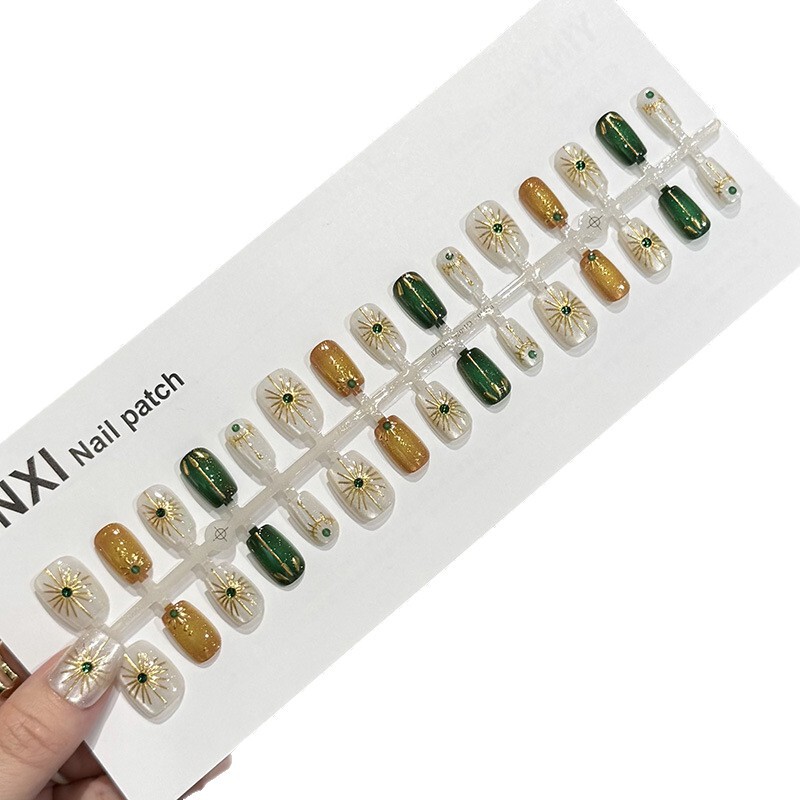预制楼兰波西米亚图腾精品猫眼穿戴甲短方蹭粉镶钻轻奢高级感甲片|undefined
