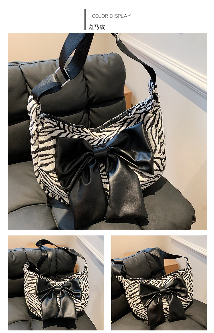 Zebra Pattern Shoulder Messenger Dumpling Bag Wholesale Nihaojewelry display picture 14