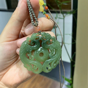 Jin Yutang Hetian Jade Dragon and Phoenix Chengxiang Warm and Exquisite Oily Full Carved Dragon and Phoenix Dance with Exquisite Crafts