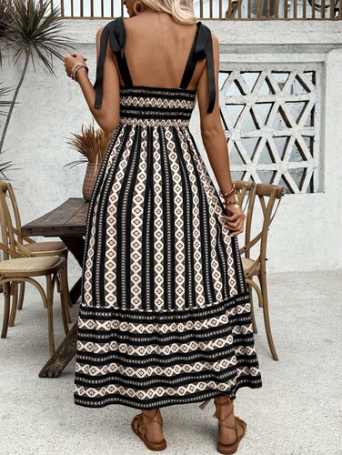 Spring and summer striped parquet suspender dress, high-waist fashion